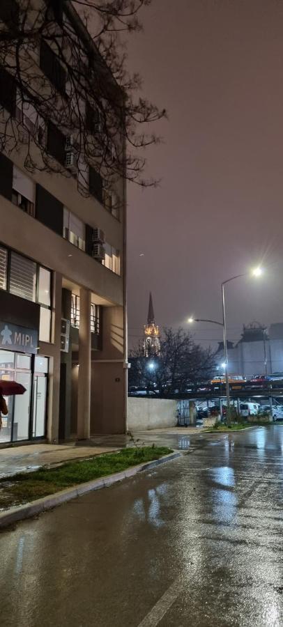Grove II Apartment = Strict City Centre Novi Sad Exterior photo